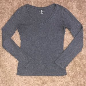 Grey Long Sleeve V Neck💗